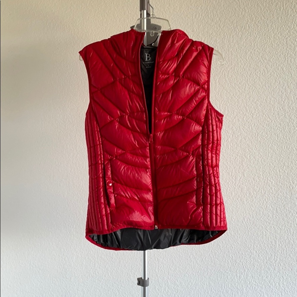 Hooded puffer vest